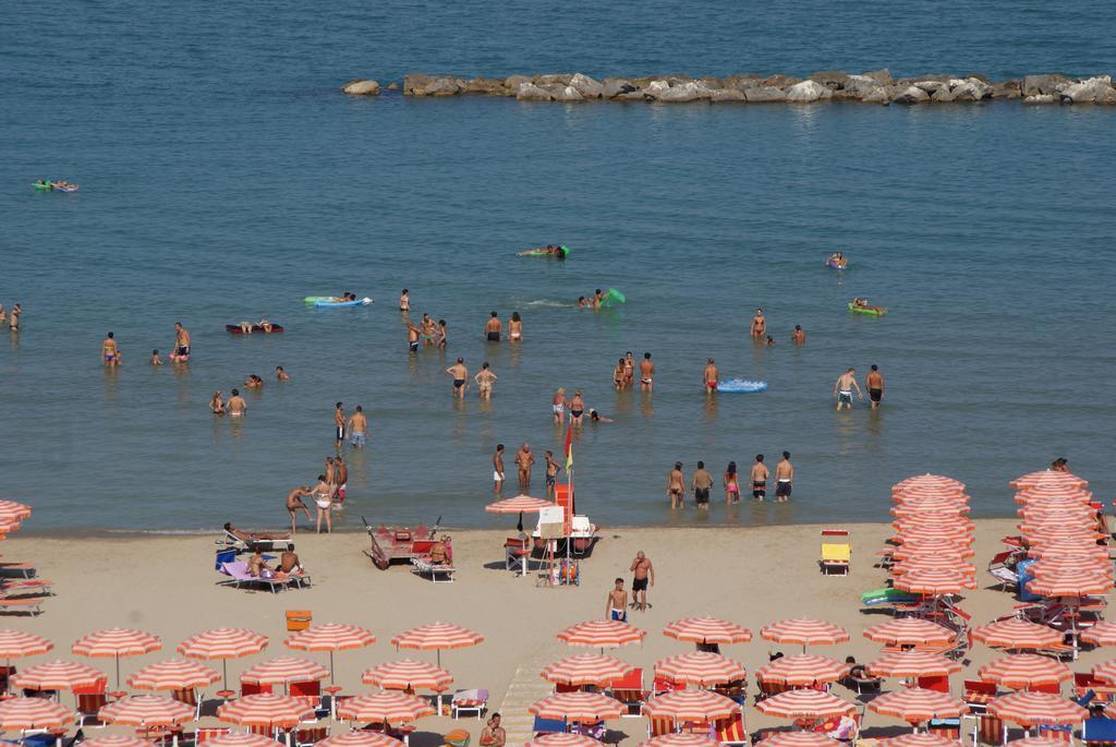 Casa Vacanze Villa Spina San Benedetto del Tronto Extérieur photo